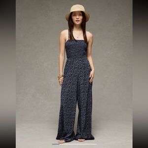 NWT American Eagle Jumpsuit / Romper Medium